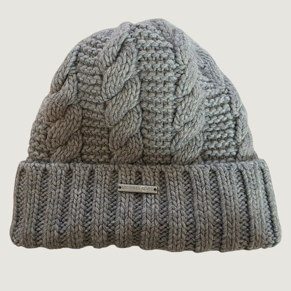 Michael Kors Beanie Gray Cable Knit Fleece Lined Winter Classic One Size